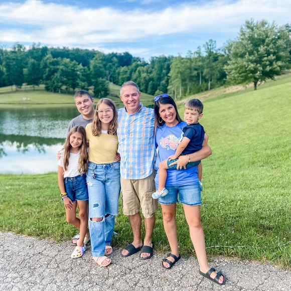 Meet your Posher, Tarah - Picture 4 of 5